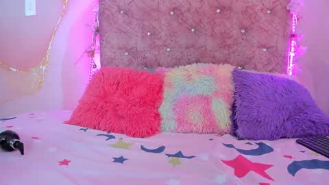 Melanie  online show from 01.20.25