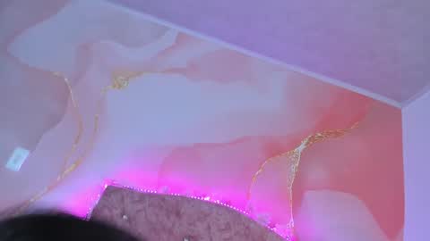 Melanie  online show from 01.23.25