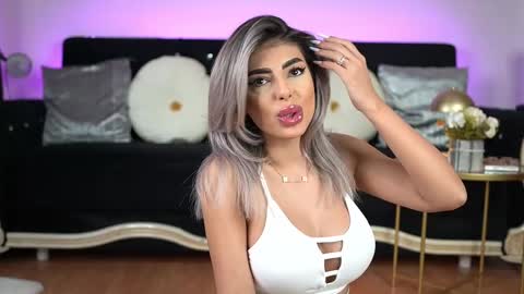 Emma  Bella online show from 02.21.25