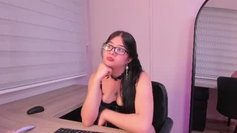 Bella Corbin   online show from 07.03.26