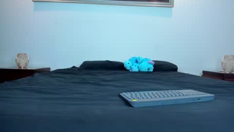 bella_hamilton online show from 06.11.26