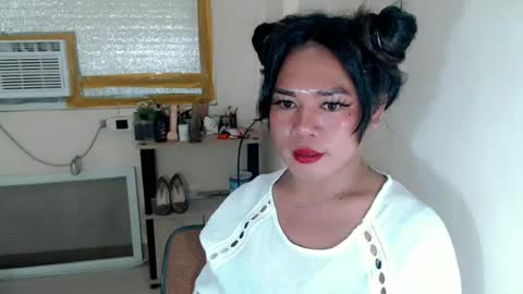 Snapshot of bella_ngo chatting on 06.30.26 bella_ngo online show from 06.30.26