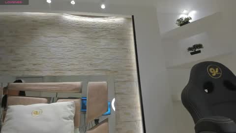  BELLA  online show from 04.14.26