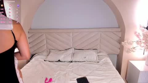 Bella online show from 02.24.26