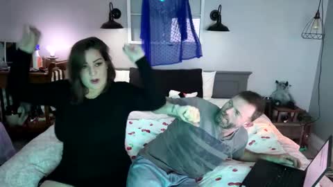 Roxy Rain online show from 02.17.25