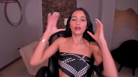 Snapshot of bellacarteer_ chatting on 03.02.25 Bella C online show from 03.02.25