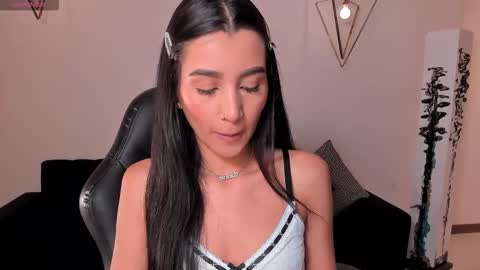 Snapshot of bellacarteer_ chatting on 10.02.25 Bella C online show from 10.02.25