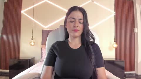 Bella Clair online show from 03.25.26