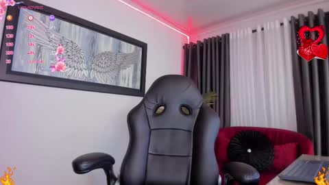 Snapshot of belladiamond18 chatting on 02.26.25 TELL ME GODDESS NEXT Transmission 01122024 9PM TO 4AMColombian hour THANKS Follow me online show from 02.26.25