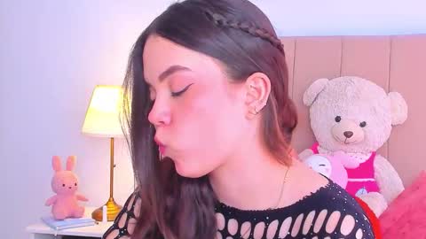 BellaFontana online show from 03.17.26