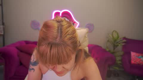 Snapshot of bellalapetit chatting on 03.28.26 Bella online show from 03.28.26