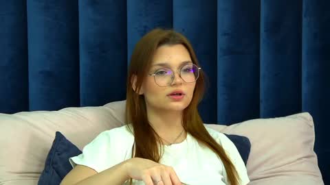 BellaMarebelle online show from 04.17.26