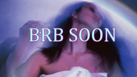 bellaparker_ online show from 04.15.26