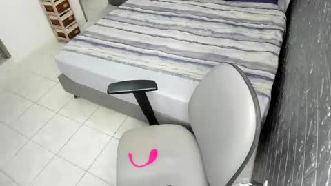 Bella  Angelycal online show from 11.05.25