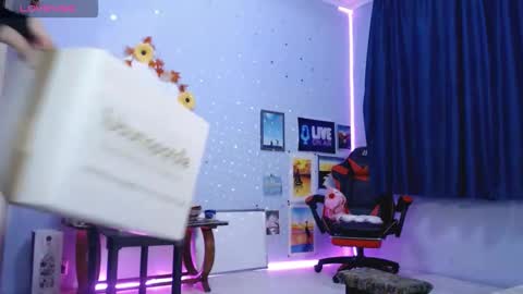 bellaqueen0701 online show from 09.25.25