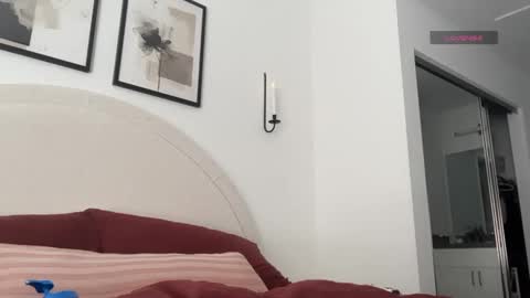 Snapshot of bellaryderr chatting on 09.16.25 Isabella Ryder online show from 09.16.25