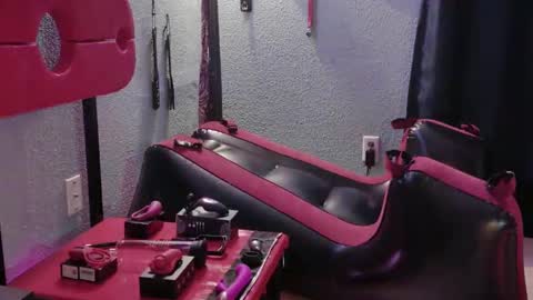 Bellaskeykeeper online show from 02.22.26