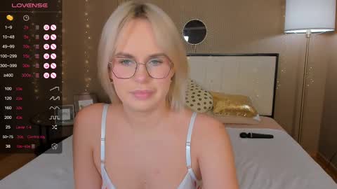 Bella online show from 02.14.25