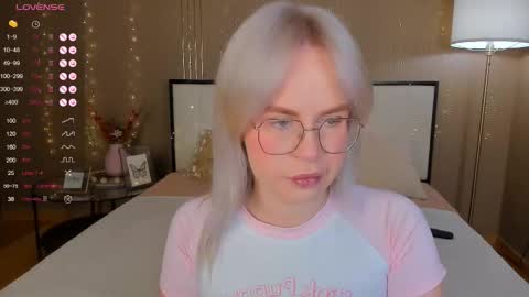 Bella online show from 11.23.25