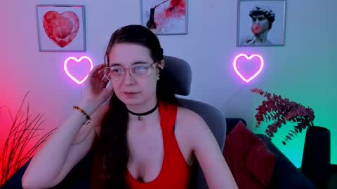 Snapshot of bellatrixllestrange chatting on 12.17.24 Bella. Ntmu online show from 12.17.24