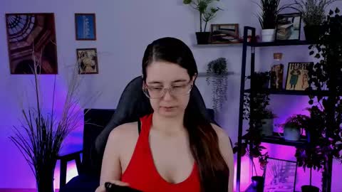 Snapshot of bellatrixllestrange chatting on 01.06.25 Bella. Ntmu online show from 01.06.25