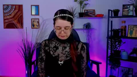 Snapshot of bellatrixllestrange chatting on 01.09.25 Bella. Ntmu online show from 01.09.25