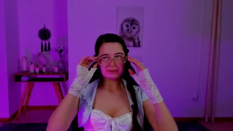 Snapshot of bellatrixllestrange chatting on 01.28.25 Bella. Ntmu online show from 01.28.25
