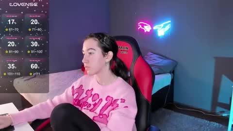 Snapshot of belle_via chatting on 02.25.25 Bella online show from 02.25.25