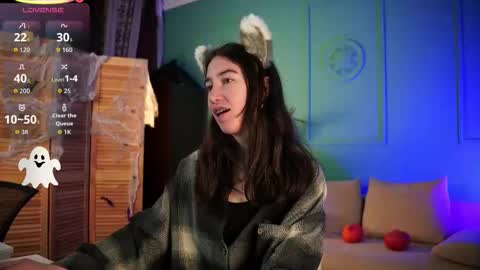 Snapshot of belle_via chatting on 11.01.25 Bella online show from 11.01.25