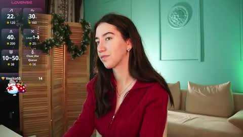 Snapshot of belle_via chatting on 12.17.25 Bella online show from 12.17.25