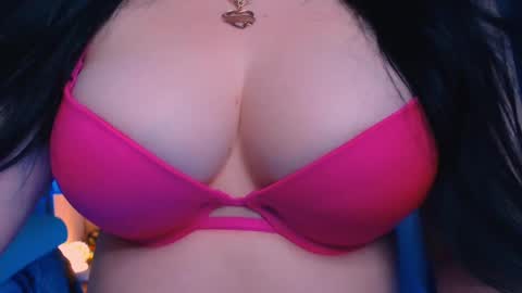 Hello I am kind friendly and cute girl online show from 01.18.25