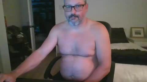 Snapshot of bellequeue19758 chatting on 10.11.25 bellequeue19758 online show from 10.11.25