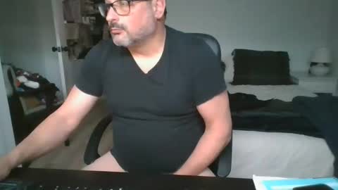 Snapshot of bellequeue19758 chatting on 12.14.25 bellequeue19758 online show from 12.14.25