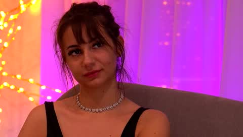 Snapshot of belleskye chatting on 02.05.26 Belle online show from 02.05.26