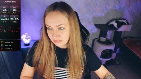 Snapshot of bellezza_ chatting on 01.04.25 Your Annabelle Wolf online show from 01.04.25