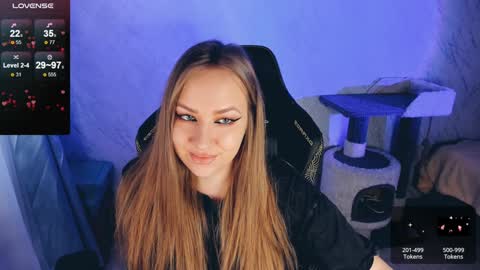 Snapshot of bellezza_ chatting on 01.20.25 Your Annabelle Wolf online show from 01.20.25