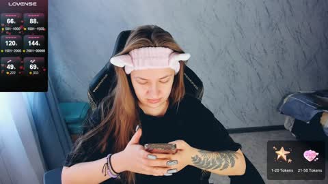 Snapshot of bellezza_ chatting on 02.03.25 Your Annabelle Wolf online show from 02.03.25