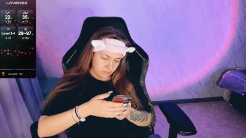 Snapshot of bellezza_ chatting on 02.03.25 Your Annabelle Wolf online show from 02.03.25