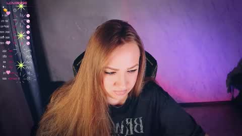 Snapshot of bellezza_ chatting on 10.09.25 Your Annabelle Wolf online show from 10.09.25