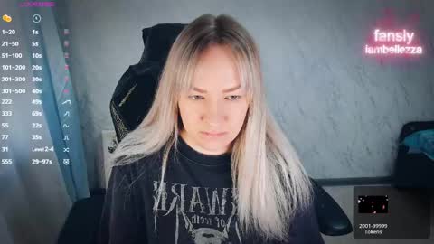 Your Annabelle Wolf  online show from 04.13.26