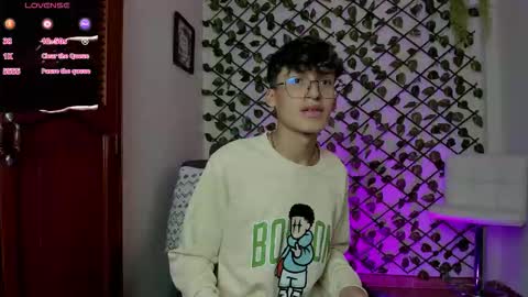 Snapshot of bellmontneon chatting on 12.22.25 Neon online show from 12.22.25