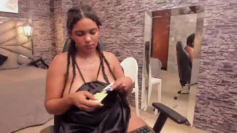 Belly online show from 10.08.25