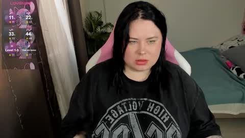 LinaBoo online show from 12.05.25