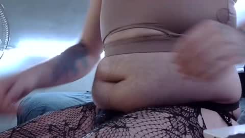 belylover2323 online show from 12.27.24