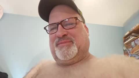 Snapshot of bendavewill chatting on 03.28.26 Bendavewill online show from 03.28.26