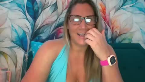 Snapshot of bendybecky69 chatting on 02.01.25 Becky online show from 02.01.25