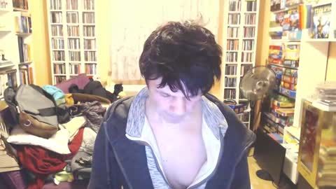 Snapshot of benijamin chatting on 05.21.26 benijamin online show from 05.21.26