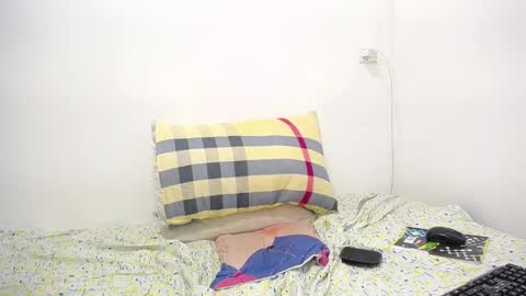 Snapshot of benjamin_button__ chatting on 02.09.26 Jesus online show from 02.09.26