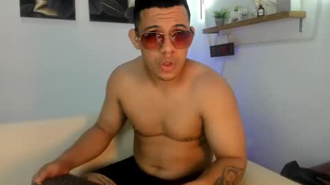 Snapshot of benjamin_lich chatting on 03.16.26 benjamin_lich online show from 03.16.26