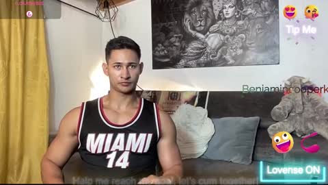 Snapshot of benjamincooperk1 chatting on 02.19.26 benjamincooperk online show from 02.19.26